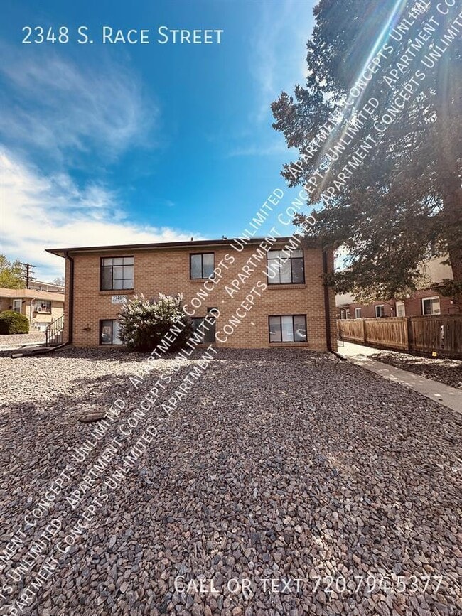 2348 S Race St in Denver, CO - Building Photo - Building Photo
