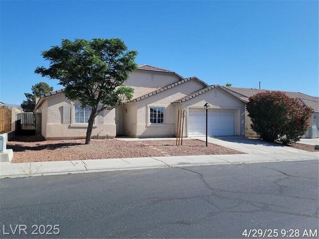916 Melic Way in North Las Vegas, NV - Building Photo - Building Photo