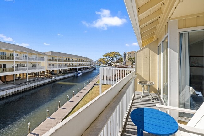 property at 775 Gulf Shore Dr