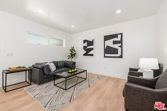 3643 Helms Ave in Culver City, CA - Building Photo - Building Photo