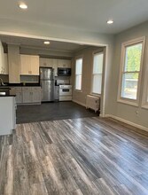 217 Wagaraw Rd in Hawthorne, NJ - Building Photo - Building Photo