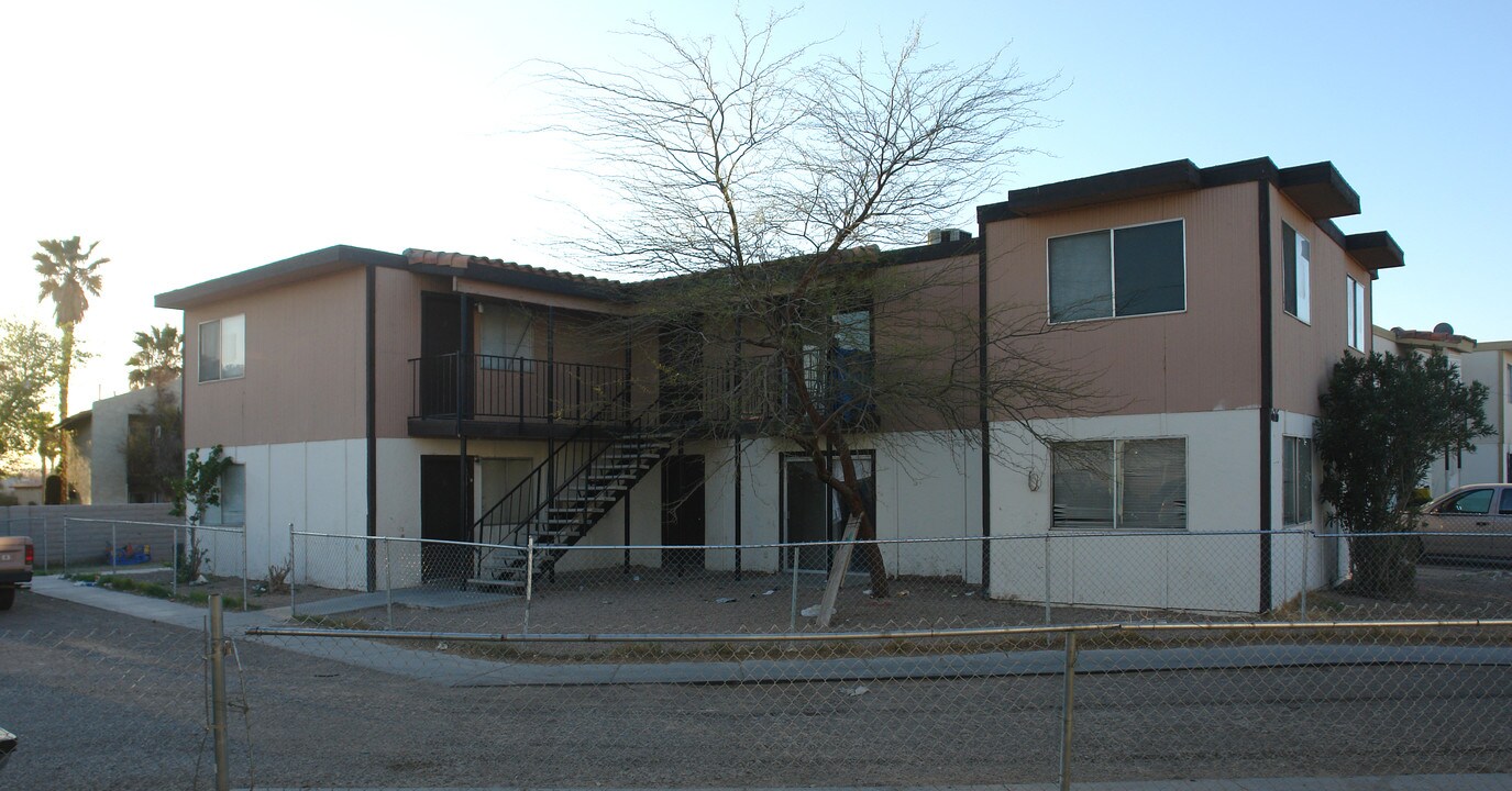 3616 Kolendo Ct in Las Vegas, NV - Building Photo