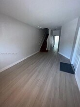 2573 SW 121st Terrace in Miramar, FL - Building Photo - Building Photo
