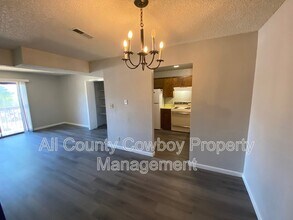 267 N 8th St in Laramie, WY - Foto de edificio - Building Photo