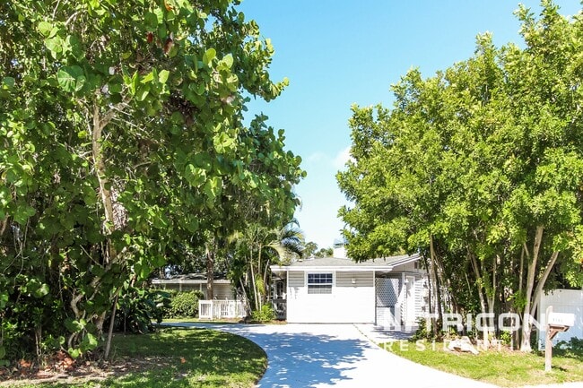 property at 5560 Waneta Pl
