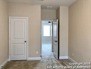 12111 Coxs Alley in San Antonio, TX - Building Photo - Building Photo