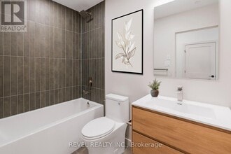 4390 Hillview Dr in Lincoln, ON - Building Photo - Building Photo