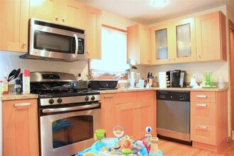 201 Sherman St in Cambridge, MA - Building Photo - Building Photo