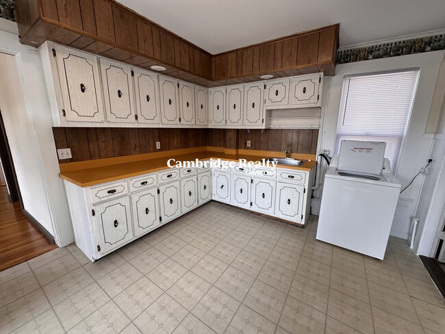 549 Broadway, Unit 2T