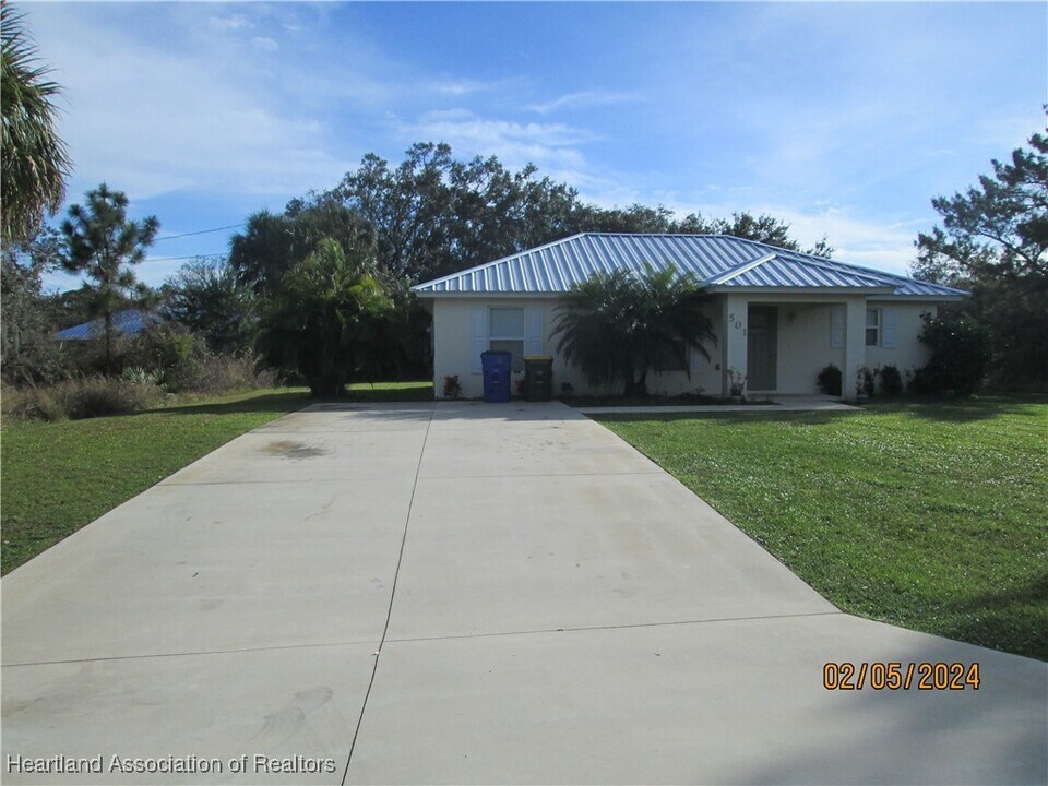 501 Briar Glen Rd in Lake Placid, FL - Building Photo