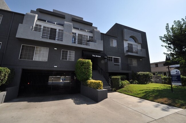 11416 Albers St, Unit 105