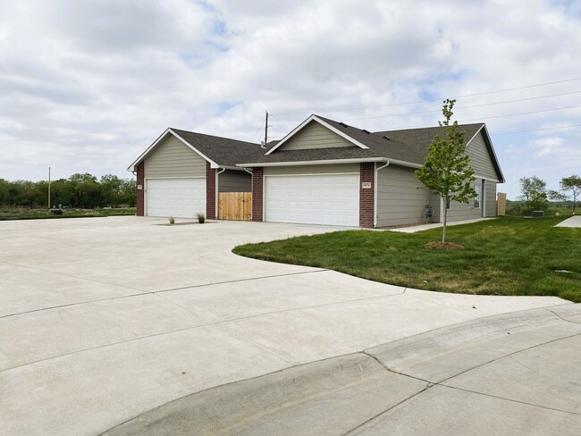 property at 5474 N Colburn Ct