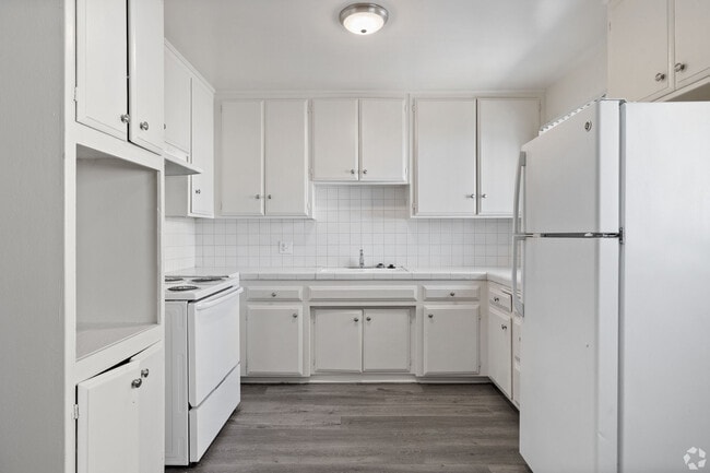 Baldwin Hills Apartments