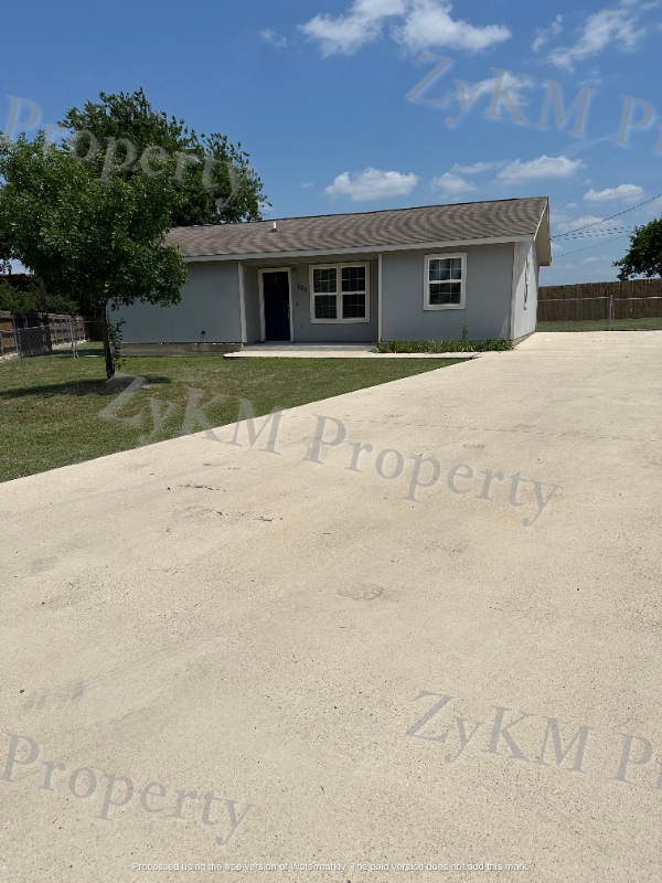 property at 220 Matthew Ln