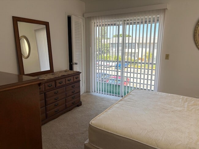 44 Waltham B in West Palm Beach, FL - Foto de edificio - Building Photo