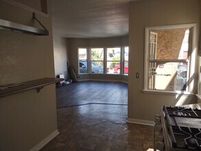 151 Ximeno Ave, Unit 151 Ximeno Ave in Long Beach, CA - Building Photo - Building Photo