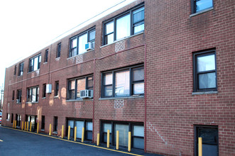 530-532 Morris Ave in Elizabeth, NJ - Building Photo - Building Photo