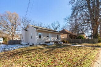 1013 S Josephine Boyd St in Greensboro, NC - Building Photo - Building Photo
