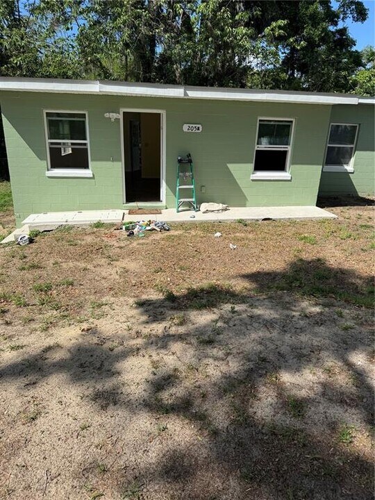 205 Fern Dr in Leesburg, FL - Building Photo