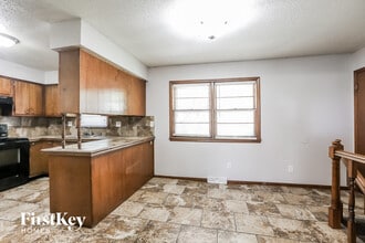 4941 Wallace Ave in Kansas City, MO - Building Photo - Building Photo