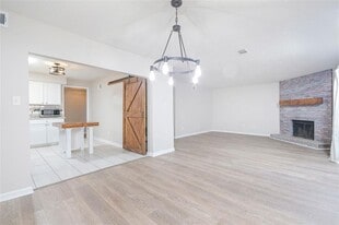 742 Brentwood Pl in Marietta, GA - Building Photo