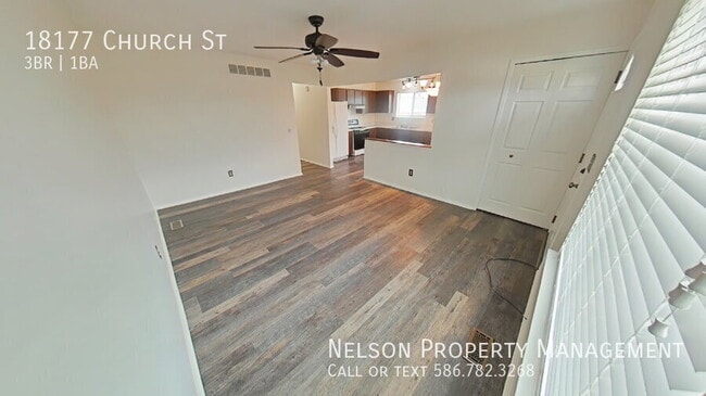 18177 Church St in Roseville, MI - Building Photo - Building Photo