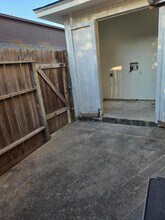 127 Regency Ave in Victoria, TX - Building Photo - Building Photo