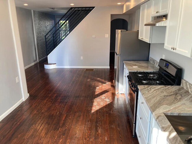 28 Locust St in Merchantville, NJ - Building Photo - Building Photo