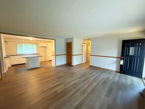 2457 Galaxy Ln in Indianapolis, IN - Building Photo - Building Photo