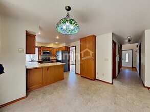 28126 234th Ave SE in Maple Valley, WA - Building Photo - Building Photo