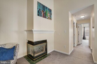 7515 Snowpea Ct-Unit -166 in Alexandria, VA - Building Photo - Building Photo