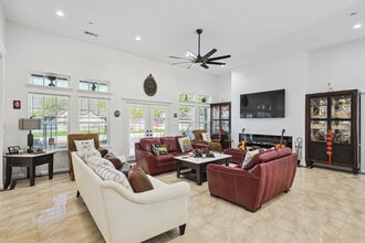 705 E Oates Rd in Garland, TX - Building Photo - Building Photo