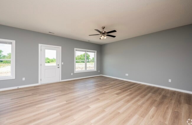 2090 Glastonbury Row in Fort Wayne, IN - Building Photo - Building Photo