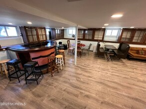 203 16th Ave in Belmar, NJ - Foto de edificio - Building Photo