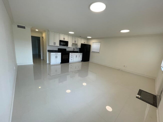 property at 1225 NW 21st St
