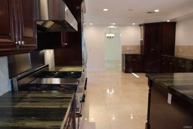 4818 Lemona Ave in Los Angeles, CA - Building Photo - Building Photo