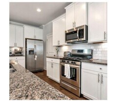 6590 Trailblazer Rd in Flowery Branch, GA - Building Photo - Building Photo