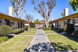 1030 N Acacia ST in Anaheim, CA - Building Photo - Building Photo