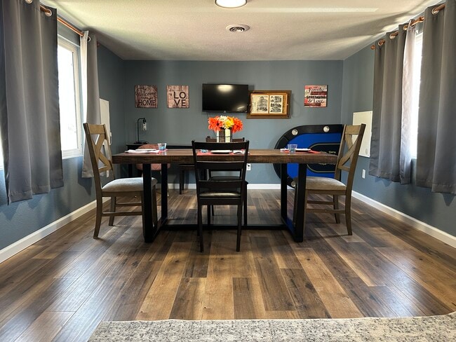 1949 Daggs Loop in Show Low, AZ - Building Photo - Building Photo