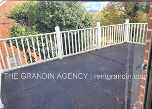 2803 Burton Ave NW in Roanoke, VA - Building Photo - Building Photo