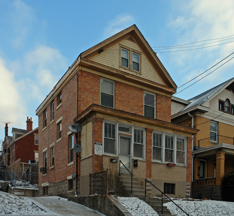 224 Lyon St in Cincinnati, OH - Foto de edificio