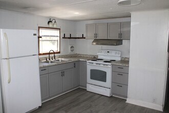 938 Sunset Dr in Havelock, NC - Building Photo - Building Photo