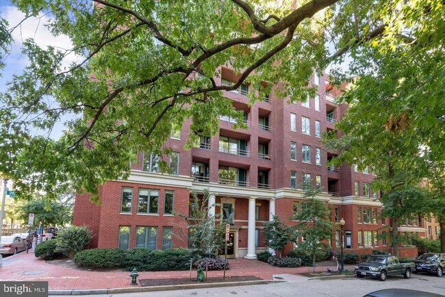 955 26th St NW in Washington, DC - Building Photo - Building Photo