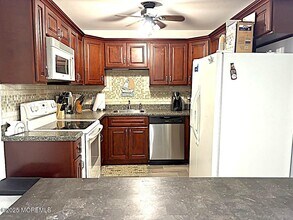 1187 Ocean Ave in Sea Bright, NJ - Building Photo - Building Photo