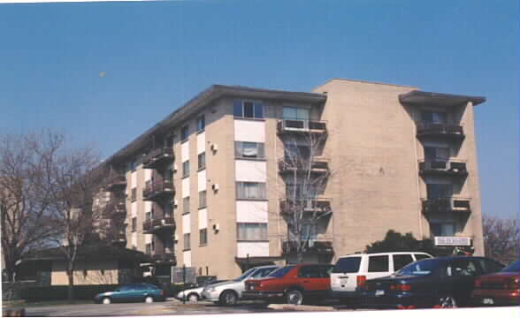 Forest Park Apartments in Forest Park, IL - Building Photo