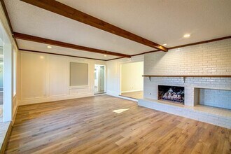 225 Sovereign Ct in Rockwall, TX - Building Photo - Building Photo