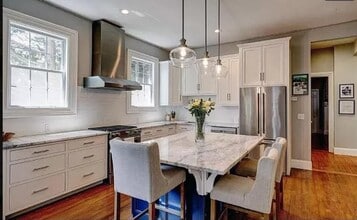 156 Cypress St, Unit 1 in Providence, RI - Building Photo - Building Photo