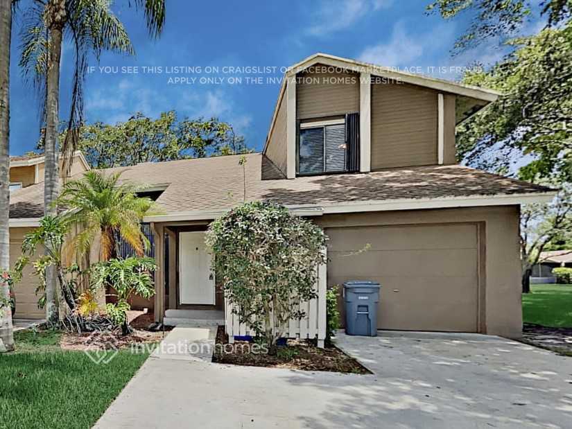 22301 Thousand Pines Ln in Boca Raton, FL - Building Photo