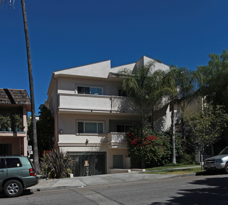 631 E Angeleno Ave in Burbank, CA - Building Photo