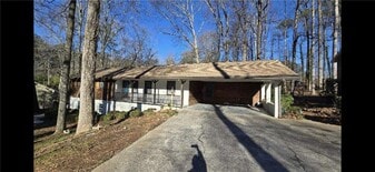 2966 Cardinal Lake Cir NW in Duluth, GA - Building Photo